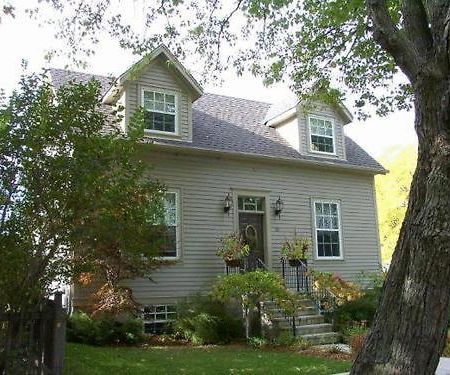 Antique Slumber Old Town Bed & Breakfast Niagara-on-the-Lake Екстериор снимка